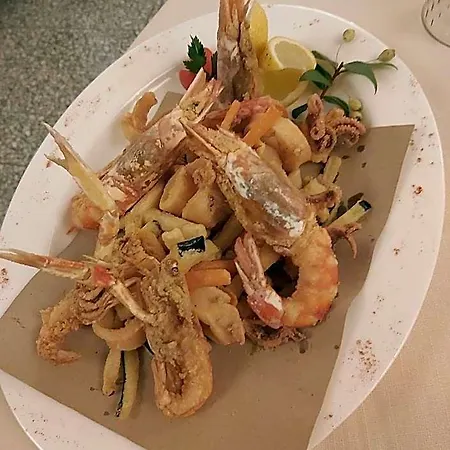 Al Vecchio Corso לינה וארוחת בוקר טמפיו פאוזניה