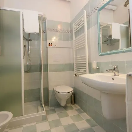 فندق مبيت وإفطار Al Vecchio Corso تيمبيو باوسانيا