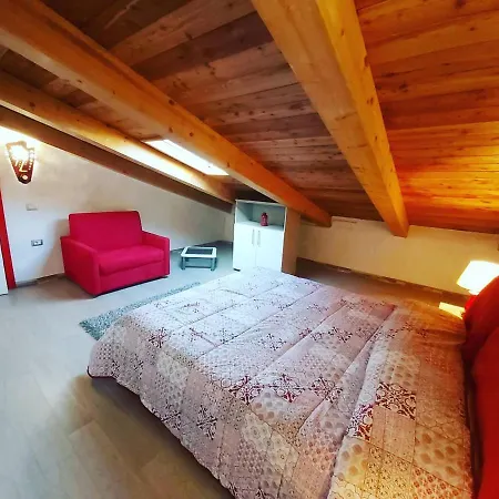 فندق مبيت وإفطار Al Vecchio Corso تيمبيو باوسانيا